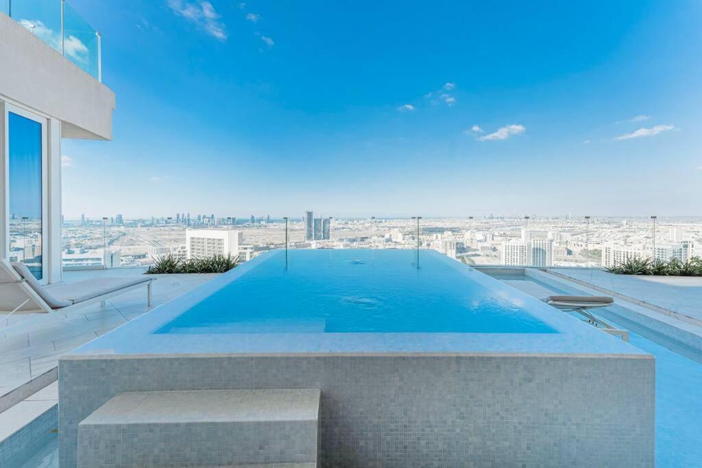 High Floor Five Sky In Jvc With Private Pool Apartment *